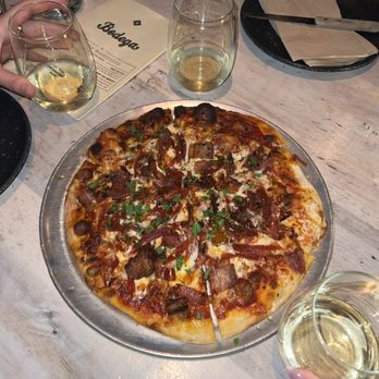Bodega Wine Bar - Runnin' With The Devil (soppressata, pepperoni, bacon, mozzarella, calabrian chili) - Wine Bars Near Me - Santa Monica, California