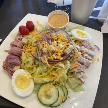 Iron Horse Steamers - Chef Saladp - Breakfast & Brunch Near Me - Easley, South Carolina Iron Horse Steamers - Chef Saladp - Breakfast & Brunch Near Me - Easley, South Carolina