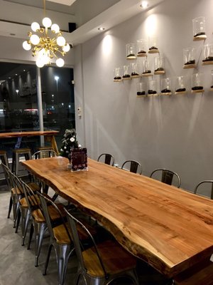 M Chá Bar (Hwy400 & Rutherford) by null