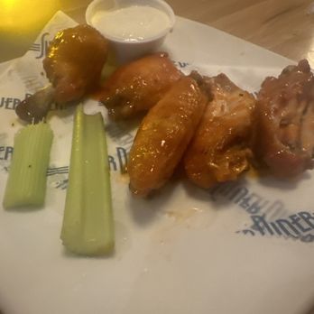 Silver Diner - Buffalo Wings - Diners Near Me - Washington, DC, District of Columbia Silver Diner - Buffalo Wings - Diners Near Me - Washington, DC, District of Columbia