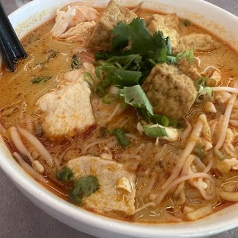 Phat Eatery - Curry Laksa - Malaysian Near Me - The Woodlands, Texas
