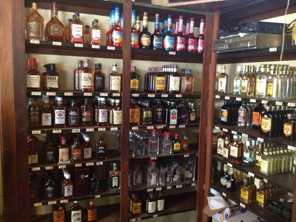 SHERWOOD INN Updated September 2024 138 S Main St, New Haven