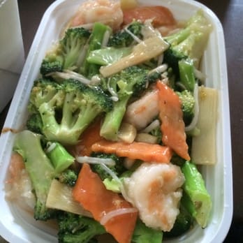 China King - Shrimp and broccoli with white sauce - Chinese Near Me - Saint Louis, Missouri China King - Shrimp and broccoli with white sauce - Chinese Near Me - Saint Louis, Missouri