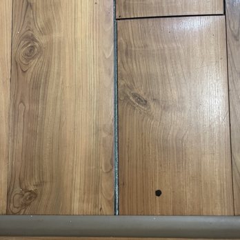 Motel 6 Tualatin - Floor boards move as u walk on them, bring sandals so your feet don't get pinched! - Hotels Near Me - Portland, Oregon Motel 6 Tualatin - Floor boards move as u walk on them, bring sandals so your feet don't get pinched! - Hotels Near Me - Portland, Oregon