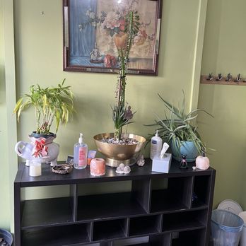 Pure Life Movement Studio - Yoga Near Me - Brooklyn, New York