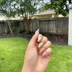 Pretty Hair & Nails - Done by myself on my natural nails for comparison
