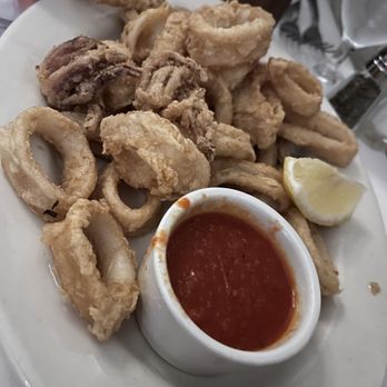 Matteo's Trattoria - Calamari Fritti Antipasti - Italian Near Me - Huntington, New York