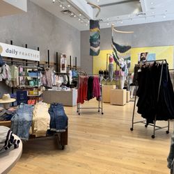 Anthropologie - Interior