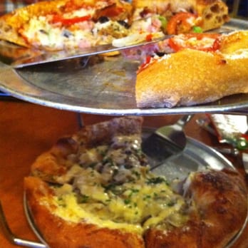Mellow Mushroom - Pizza Near Me - Fort Worth, Texas