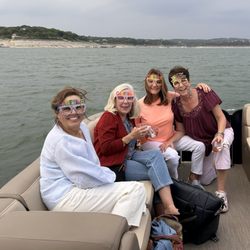 Float On - Lake Austin Boat Rentals & Lake Travis Boat Rentals - Birthday celebration!!