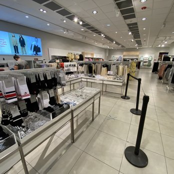H&M - Women's Clothing Near Me - Lawrenceville, Georgia
