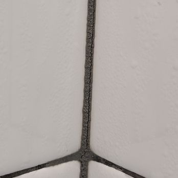 Weber Flooring - the corner of a bathroom - Flooring Near Me - Lenexa, Kansas