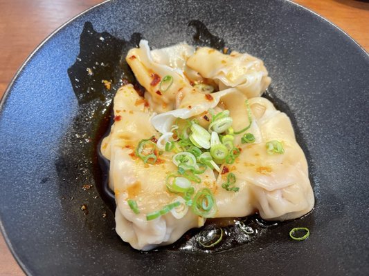 Yu's Noodle Shop by null