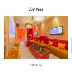 August Karaoke Box - the room i requested for reservation and what's displayed that the room looks like on website