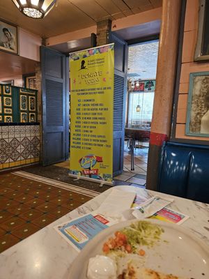 Chuy's by null