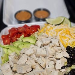 Yo Place - Grilled Chicken Salad