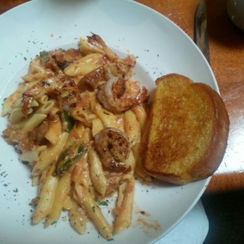 Cheddar's Scratch Kitchen - My brother's New Orleans pasta dish - American Near Me - Clearwater, Florida