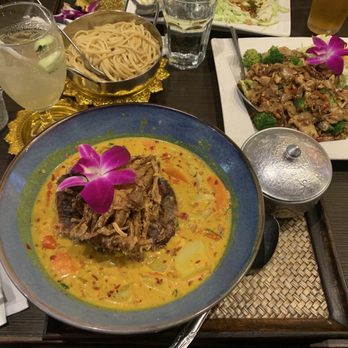 Coconut Bay - Soft shell crab curry - Thai Near Me - Burlingame, California