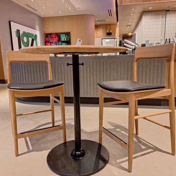 Starbucks - Coffee & Tea Near Me - Chicago, Illinois Starbucks - Coffee & Tea Near Me - Chicago, Illinois