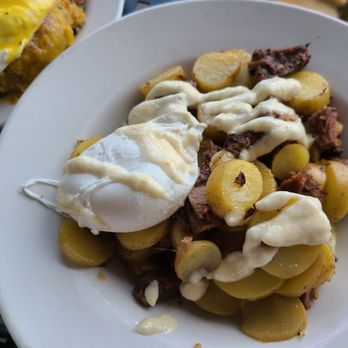 The Terrace - pot roast hash - Venues & Event Spaces Near Me - Buffalo, Delaware The Terrace - pot roast hash - Venues & Event Spaces Near Me - Buffalo, Delaware
