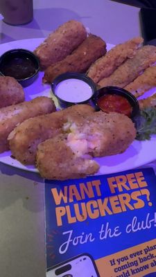 Pluckers Wing Bar by null