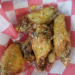Masterfry & Grill - Garlic Parmesan wings