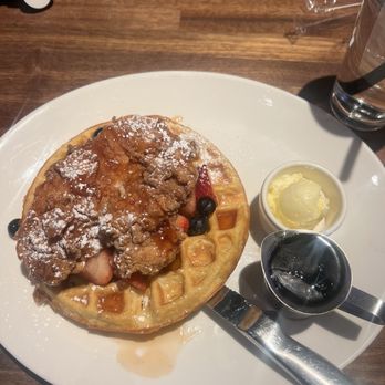 Yard House - Chicken and waffles - Bars Near Me - Boston, Massachusetts