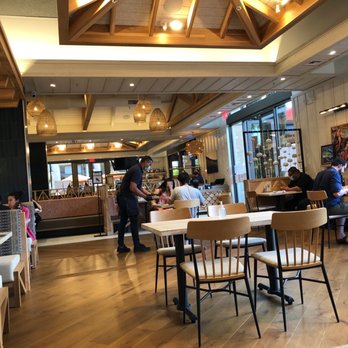 Pacific Catch - Love the decor and that's Joyston helping more customers - Sushi Bars Near Me - Santa Clara, California Pacific Catch - Love the decor and that's Joyston helping more customers - Sushi Bars Near Me - Santa Clara, California