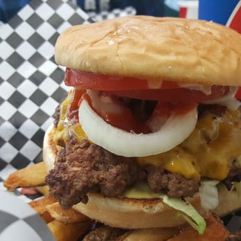 Grizzly Den - Hand packed meat for awesome burgers! - American Near Me - Hoquiam, Washington Grizzly Den - Hand packed meat for awesome burgers! - American Near Me - Hoquiam, Washington
