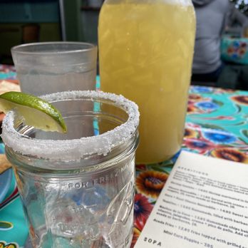 Que Pasa Cantina - Perfect Margarita Pitcher - Mexican Near Me - Portland, Oregon Que Pasa Cantina - Perfect Margarita Pitcher - Mexican Near Me - Portland, Oregon