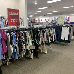 Kohl's - Clearance in women's section