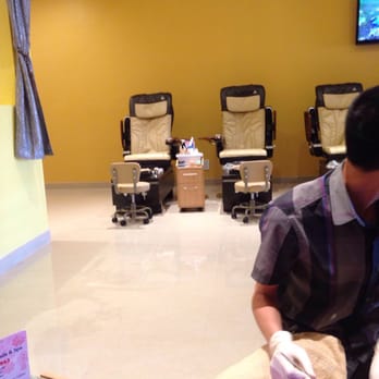 Best Nails & Spa - This is part view of the salon, very clean and very nice people. - Nail Salons Near Me - Phoenix, Arizona Best Nails & Spa - This is part view of the salon, very clean and very nice people. - Nail Salons Near Me - Phoenix, Arizona