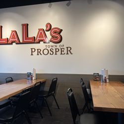 LaLa's Taqueria - Interior