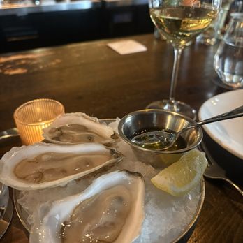 Bûcheron - oysters was so yummy - French Near Me - Minneapolis, Minnesota