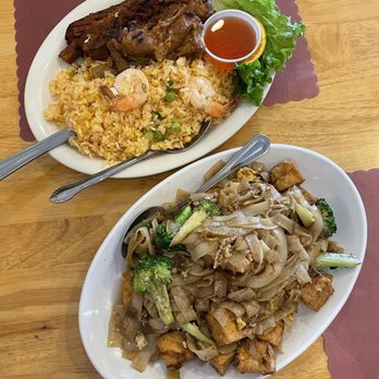 Thai BBQ - B.B.Q. Spare Ribs and Phad See-Ew - Thai Near Me - Union City, California Thai BBQ - B.B.Q. Spare Ribs and Phad See-Ew - Thai Near Me - Union City, California