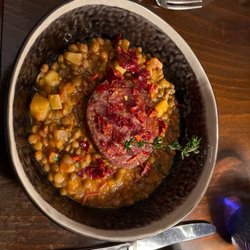 Ferrucci Winebar - Salami Cotto auf Linsen