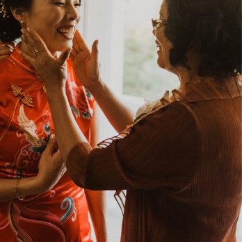 Fox and Plume Photography - Session Photography Near Me