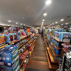 Edisto Pavilion Beach Store - Large store.