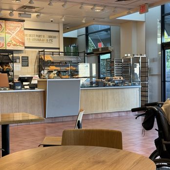 Panera Bread - Sandwiches Near Me - La Canada Flintridge, California