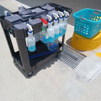 Orca Splash Car Wash - Complimentary lint free towels & Windex for customers to use. - Auto Detailing Near Me - Richmond, Texas Orca Splash Car Wash - Complimentary lint free towels & Windex for customers to use. - Auto Detailing Near Me - Richmond, Texas
