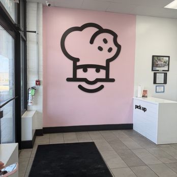 Crumbl - North Naperville - Bakeries Near Me - Naperville, Illinois
