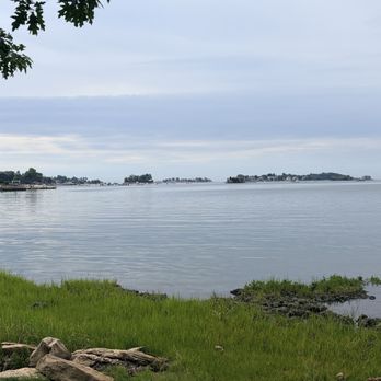 Branford Trolley Trail - Hiking Near Me - Branford, Connecticut Branford Trolley Trail - Hiking Near Me - Branford, Connecticut