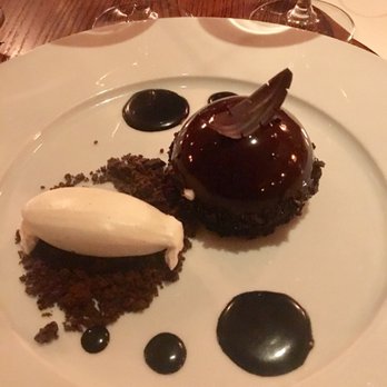 Pluckemin Inn - Chocolate Mousse, vanilla creme brûlée - New American Near Me - Bedminster, New Jersey Pluckemin Inn - Chocolate Mousse, vanilla creme brûlée - New American Near Me - Bedminster, New Jersey