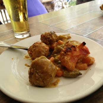 El Urogallo - Aperitivo - Spanish Near Me - Madrid, M