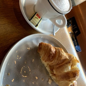 Cafe Lokal - Cappuccino and croissant - Desserts Near Me - Vancouver, British Columbia Cafe Lokal - Cappuccino and croissant - Desserts Near Me - Vancouver, British Columbia