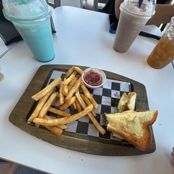 Brothers Tex-Mex - Frisco Patty Melt & Cotton Candy Shake - Tex-Mex Near Me - Midlothian, Texas