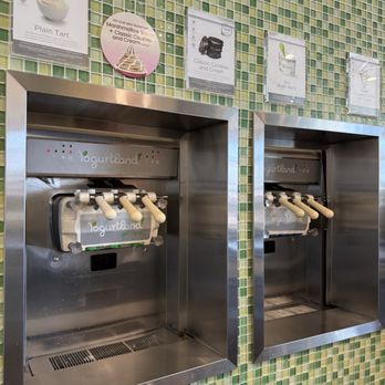 Yogurtland - Different flavors - Ice Cream & Frozen Yogurt Near Me - San Pedro, California Yogurtland - Different flavors - Ice Cream & Frozen Yogurt Near Me - San Pedro, California