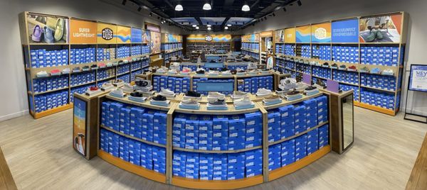 sports shoe stores near me