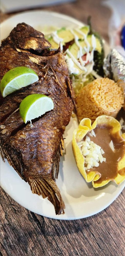 La Chalupa Mexican Restaurant