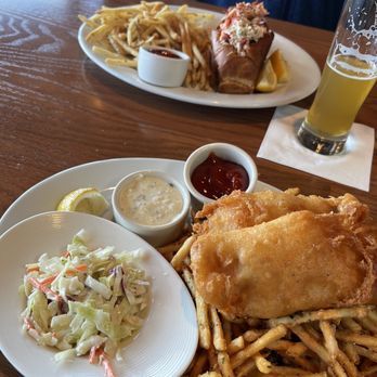 Lobster Shop - Fish & Chips and Maine Lobster Roll - Seafood Near Me - Tacoma, Washington